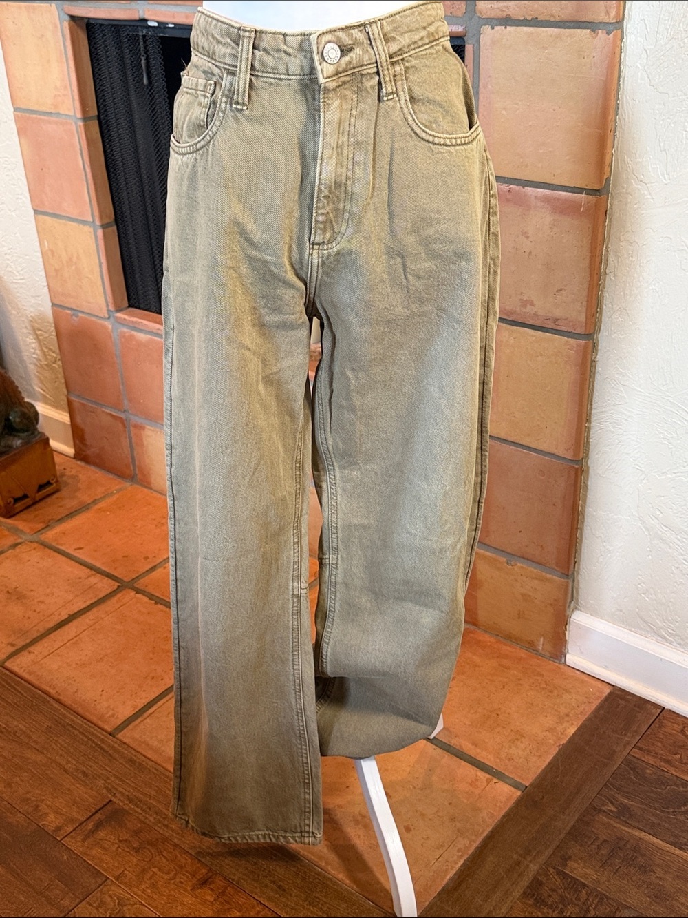 Mango Khaki Wide Leg/Barrel Jeans, size 8